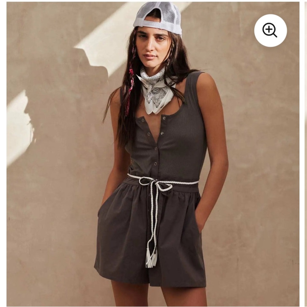 Promesa romper size medium About Time Snap-Front Belted Tank Romper metal gray - Picture 1 of 13